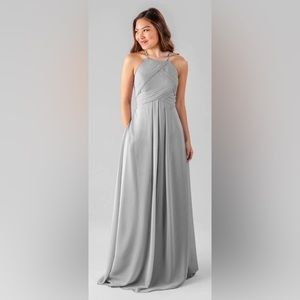 Elegant Gray Sleeveless Dress